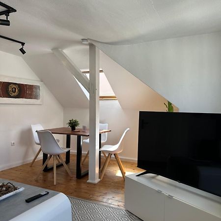 Schoenes City-Apartment Mit 2 Schlafzimmer, Parkplatz, Ruhig Und Hell, D46-Dg Oldenburg Eksteriør billede